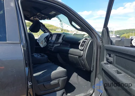 2024 Ram 2500 Tradesman 4X4 6'4 Box из США, поврежденный, VIN 3C6UR5CJ5RG329706